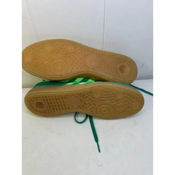 adidas Green Sneakers - Picture 7 of 8